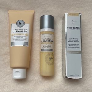 Full Size It Cosmetics Confidence in a Cleanser and Confidence in a Gel Lotion